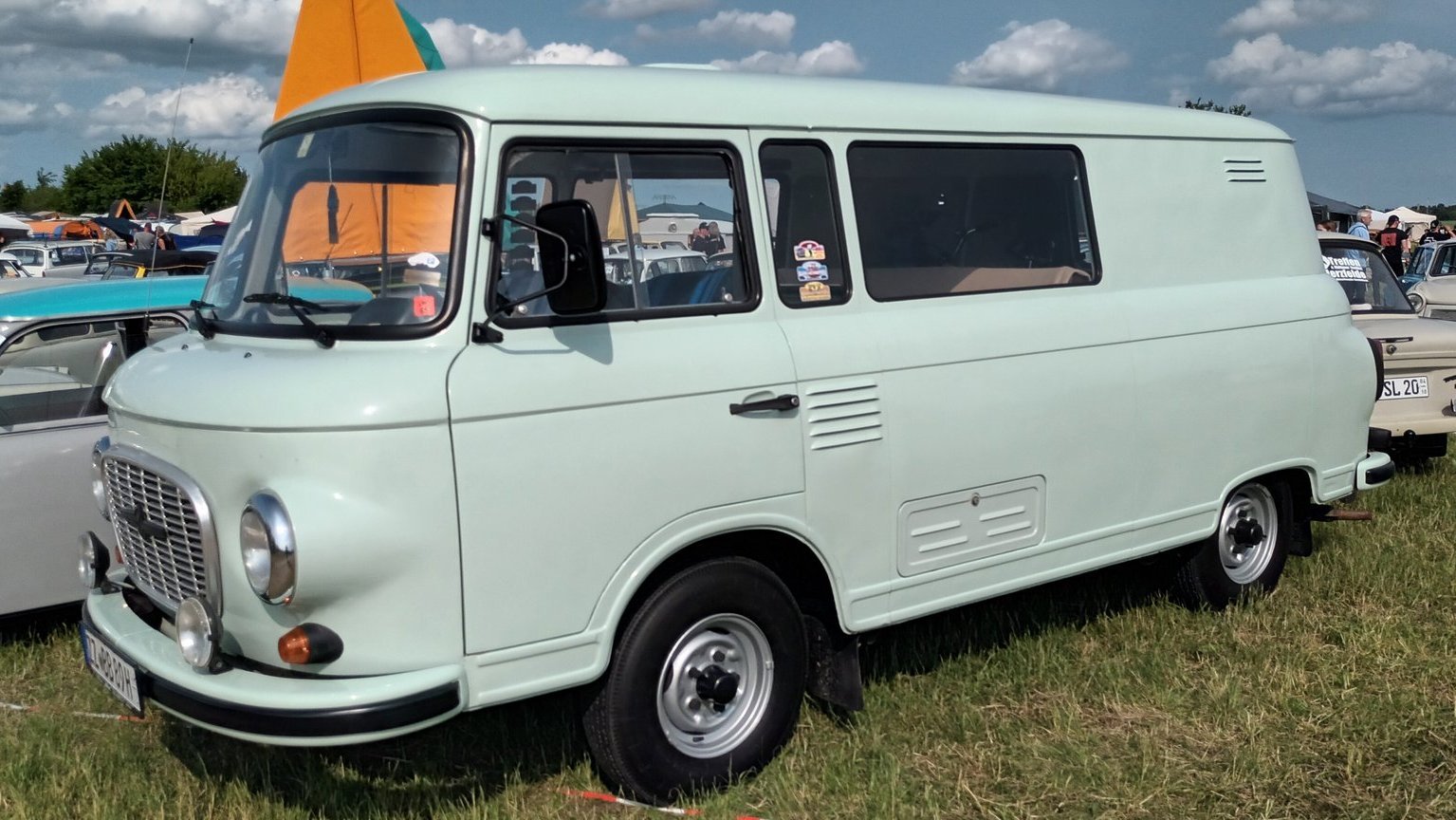 Modifizierter Trabant Kübel
